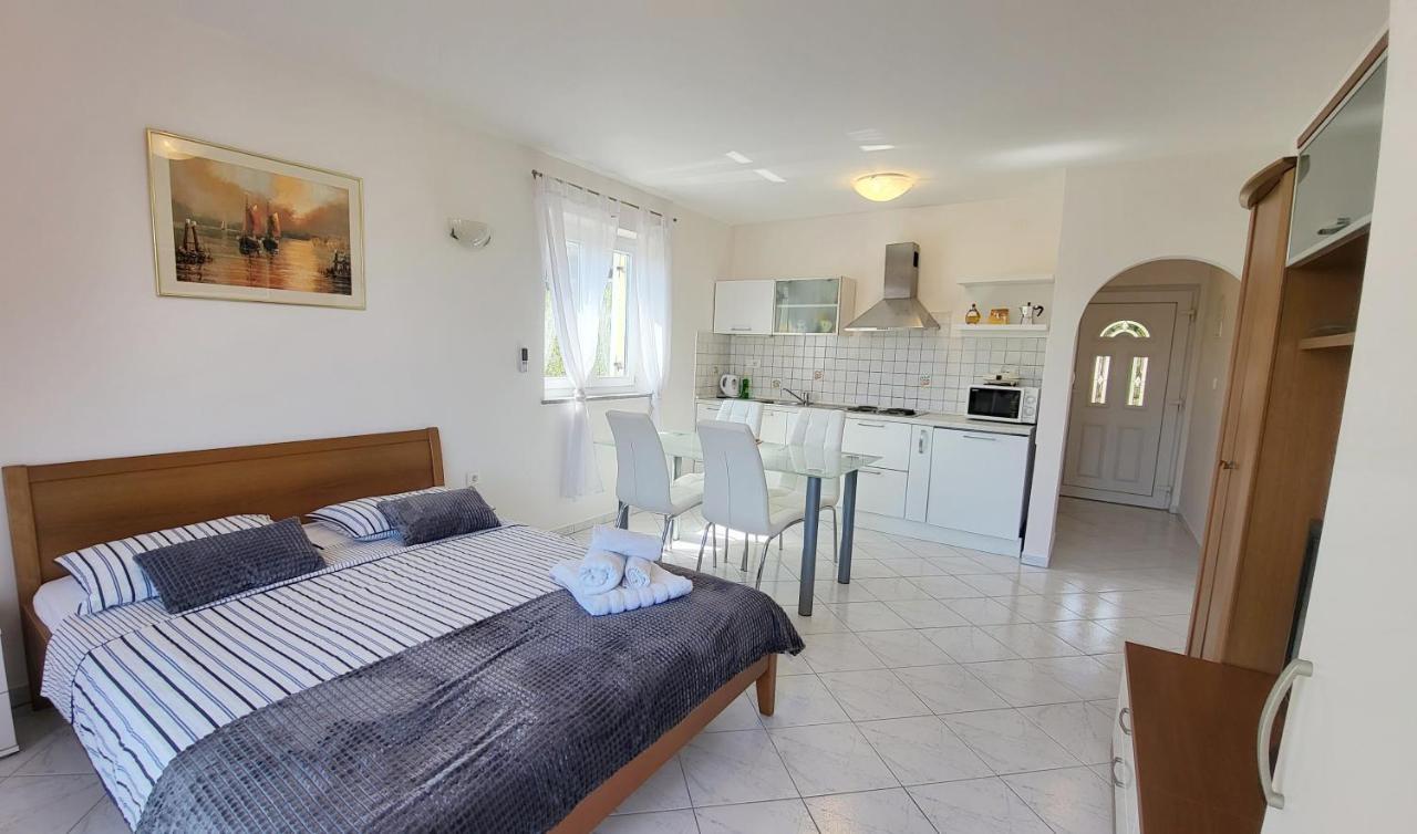 Apartmani Agava Čižići Extérieur photo